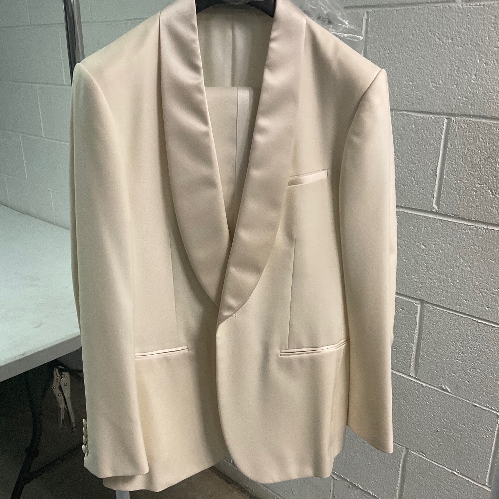 Tuxedo by ANTICHI TELAI size 38 Reg